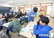 [단신]포항제철소, 신기한 주니어공학 교실 운영