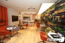 BAT 코리아, ‘글로 플래그십 스토어 강남점 개점