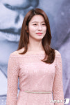 돈꽃 박세영, 꽃미모 활짝~