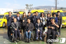 창원시, 교통약자 개조된 스타렉스 등 시승식