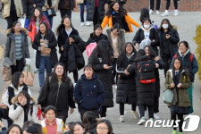 지진 이겨낸 포항 수험생들