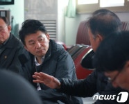 제주시 연동?노형동 찾은 원희룡, 주민과 소통행보