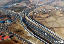 서산IC입체화도로 마무리작업 한창…12월 준공