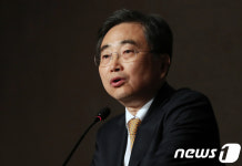 조현 양국의 발전을 위해 