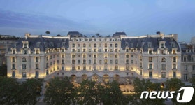 영화 미드 나잇 파리 속 호텔은 어디?