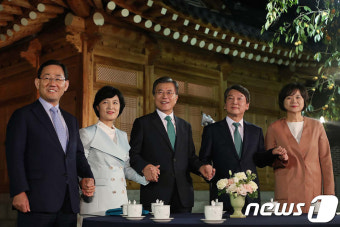 추석 전 한동훈 대표-이재명 대표 대표회담, 생중계 대신 일부 공개로 협의 진행 중