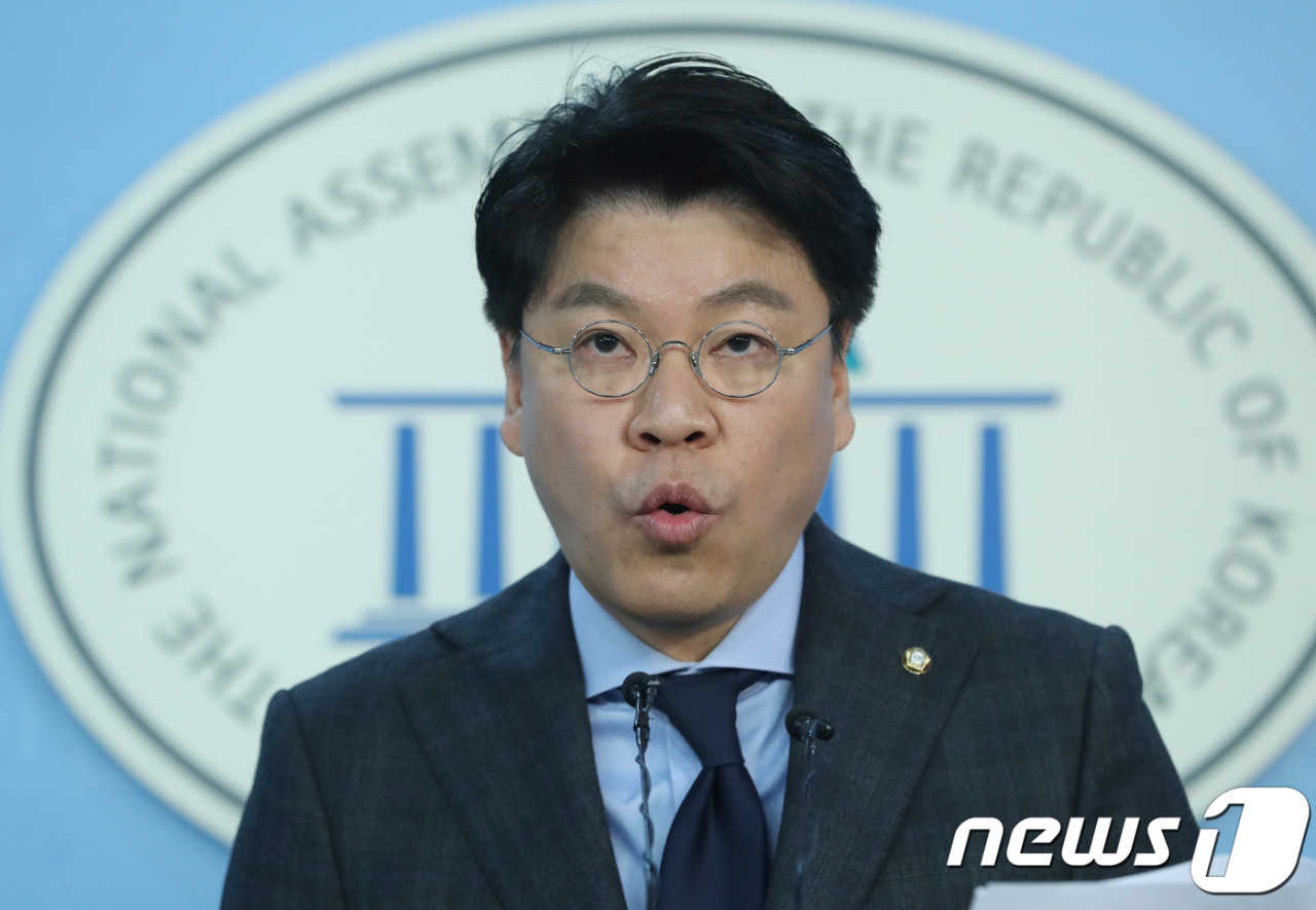 국회의원 장재원, 40세 미만 국회의원 비율 4.3%...어떤 결정을 내릴까?