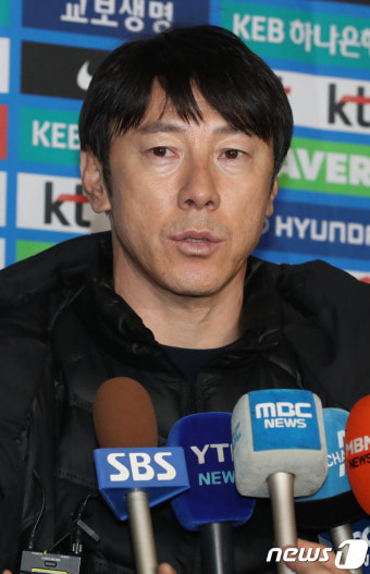 동아시안컵 우승한 신태용 감독 '이제는 월드컵 준비'