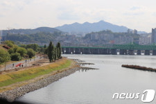 자연생태 보고로 거듭난 이촌한강공원 개장