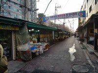 송파구 석촌시장 노점 철거, 대화로 상생 방안 찾아