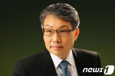 [단신] 차기 한국국제경제학회 회장에 최병일 이대 교수