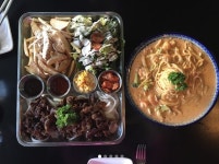 SNS 뜨겁게 달군 전주 객리단길 맛집 다섯 곳
