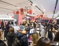 올리브영, 강남본점 방문객 개장 100일만 100만명 돌파