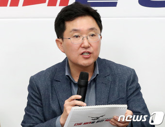혁신위 인선 발표하는 김용태