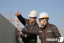 한화건설 이라크 직원 평창 성화봉송 참여