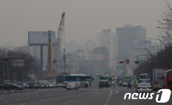 미세먼지 가득한 여의도