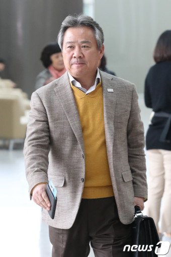 이기흥 대한체육회장, 제42대 대한체육회장 선거 출마 공식화…3선 도전록용