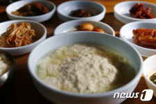 [주목, 2018 여행지⑧] 기차로 2시간…바다와 커피가 있는 강릉