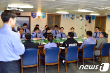 박경민 청장과 3015함 승조원들의 대화