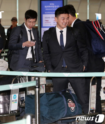 스프링캠프 떠나는 두산베어스