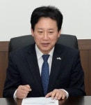선거법 위반 혐의 김종천 포천시장 검찰 출석