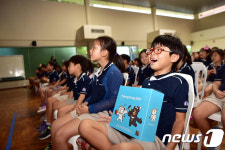 블랙이글스, 싱가포르 한국국제학교 방문