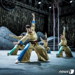 천년학과 함께 세상 구원…평창올림픽 기념 무언극 천년향