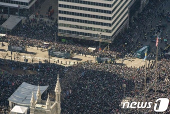 [사진] 슈퍼볼 우승 퍼레이드와 환영 인파