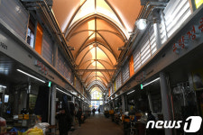 최대 건어물장터 중부시장 102m 아케이드 신축  