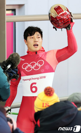 70년전 기록 갈아치운 윤성빈, 올림픽 역사상 가장 압도적 우승