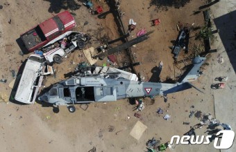 멕시코 지진현장 시찰 헬기 추락…13명 사망