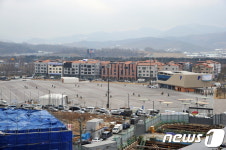 모란민속5일장 장터 옮겨 꽃단장…24일 문 열어