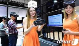 가상공간에서 소통하며 VR 체험해보세요!