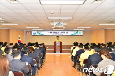 박우정 고창군수 상춘객 맞이 최선 다해달라