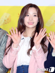 더유닛 현주, 샤방 샤방 꽃미소