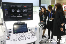 최첨단 의료기기가 한자리에