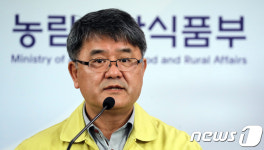 경기·충남지역 돼지 축사 구제역 긴급백신 접종실시