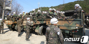 산불 진화작전 마치고 부대로 복귀