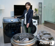 [인터뷰]대용량 건조기 개발…덩치 큰 극세사이불로 실험하고 또 했죠