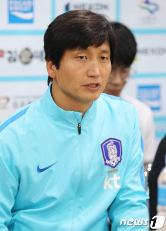 정정용 U-19 감독 '좋은 성적 내겠습니다'