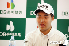 장애인 프로 골퍼 이승민 'DB손해보험 프로미1라운드를 마치고' 대표 이미지