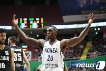 검증된 라건아 vs 더 좋은 선수…라틀리프 드래프트 고민