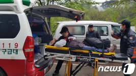 끝나지 않은 사드…반대단체 공사 인부 출퇴근 저지