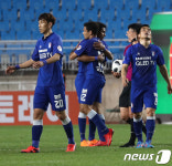 수원 삼성 '4연승, 2위 수성'