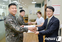 공군 38전대, 전북혈액원에 헌혈증서 1004장 기증 
