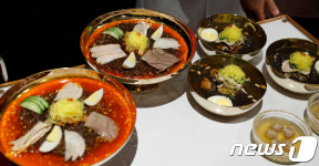 만찬 메뉴인 옥류관 평양냉면