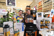 라이프컨테이너, 봄맞이 캠핑용품 대전 개최