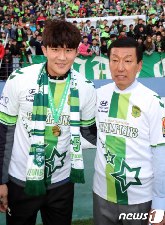 거함 전북을 지탱하는 2년차 센터백 김민재와 루키 GK 송범근