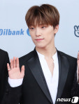 세븐틴 디노, 근사한 눈빛