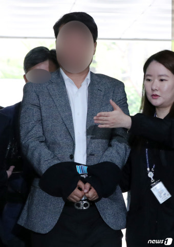 법원 출석한 '삼성 노조와해' 의혹 삼성전자서비스 임원들